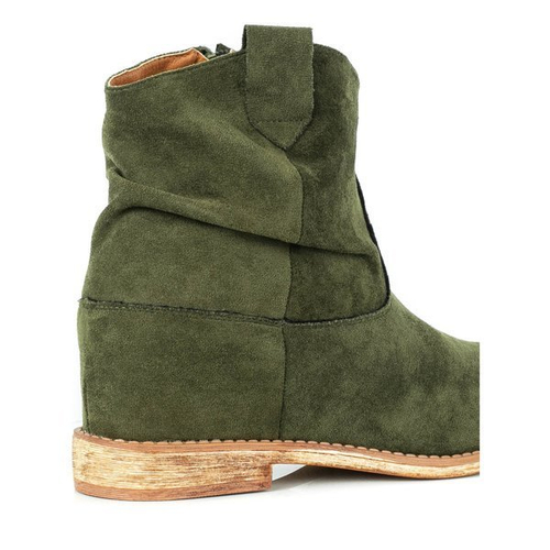 Зелені ковбойські черевики на покритому клині астриту - Взуття