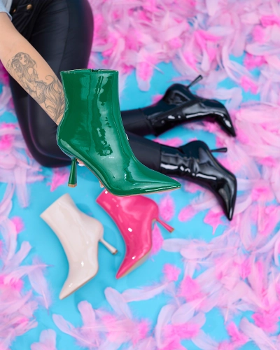 Royalfashion Зелені лаковані жіночі черевики на качиному каблуці Elegant Classy