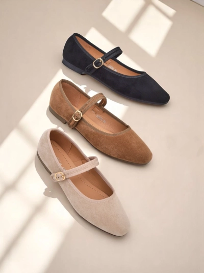 Royalfashion Dámské baleríny z ekologické semiše s páskem Ernie