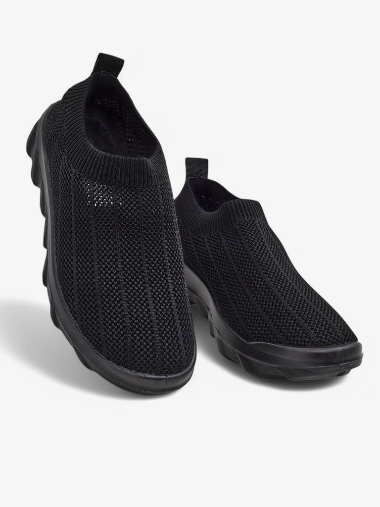 Dámské tenisky Andromeda Nero – černé, lehké textilní boty na ploché podrážce