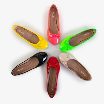 OUTLET Жовті жіночі балетки з лаковим покриттям Suzzi - Взуття