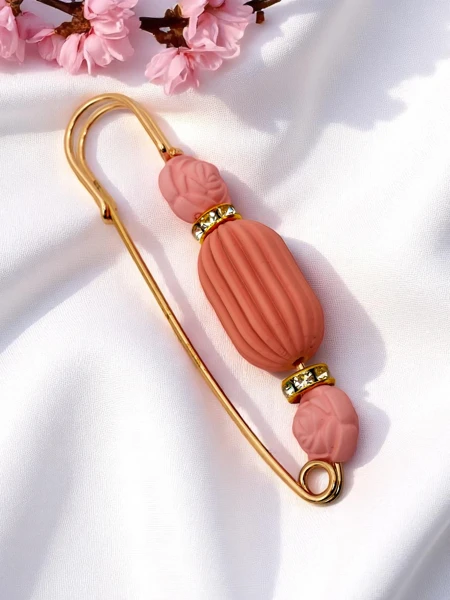 Dekorativní dámská brož s růžemi Rose Charm