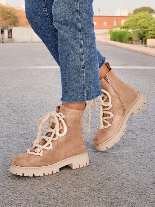 Жіночі шнурувальні чоботи Royalfashion Vemioz