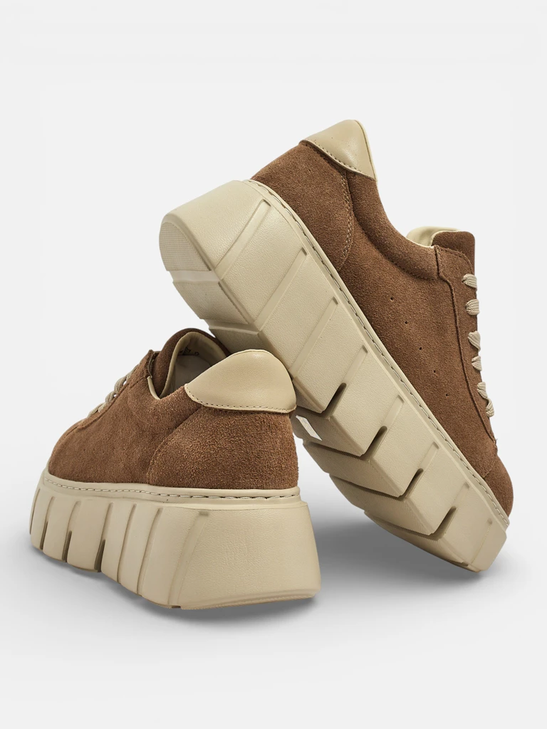 Sportovní dámské tenisky z přírodní kůže Eller