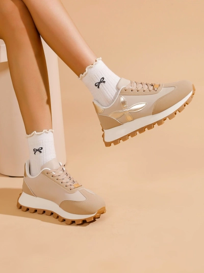 Royalfashion Жіночі спортивні кросівки на товстій підошві Aloqa