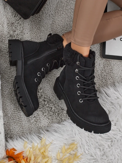 Dámské boty typu traper s kožíškem Tessara