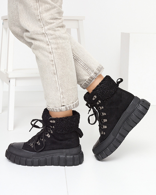 Чорні жіночі чоботи з овчиною Vetic