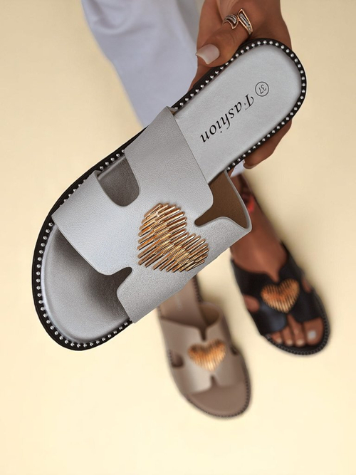 Royalfashion Жіночі шльопанці на плоскій підошві Heart Chic