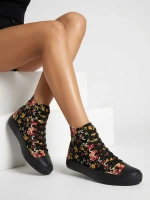 černý || Vícebarevná