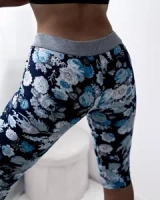 Ecru || Tmavě modrá