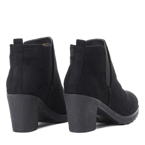 Czarne botki na słupku Amber - Obuwie