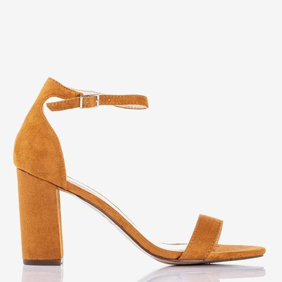 OUTLET Коричневі жіночі босоніжки на столику Sweet Honey - Взуття