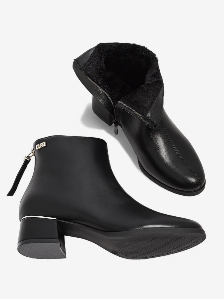 Dámské kotníkové boty z eko kůže na sloupkovém podpatku Arshinea