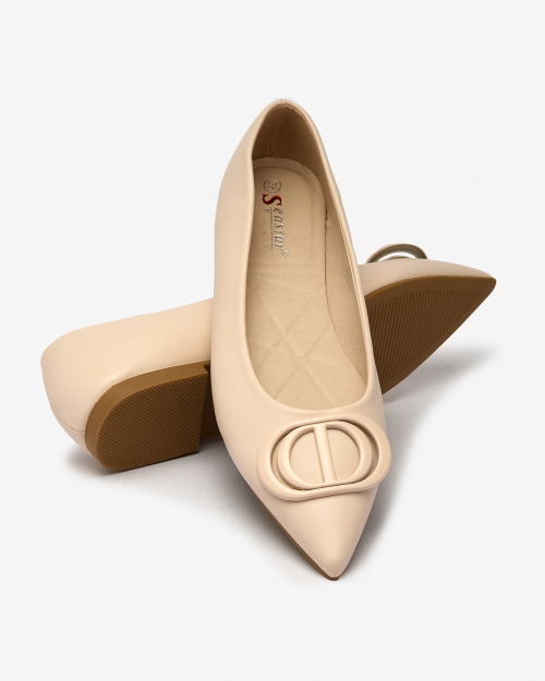 Жіночі кремові гостроносі балетки Royalfashion Cream з прикрасою на носі Manixy