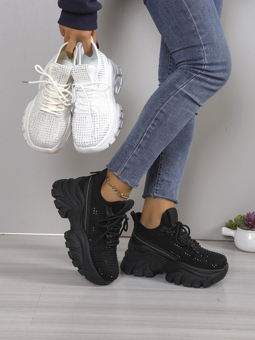 Royalfashion Жіночі спортивні кросівки з стразами Blysco