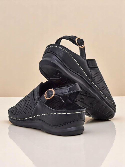 Royalfashion Жіночі сандалі на низькій танкетці Mira