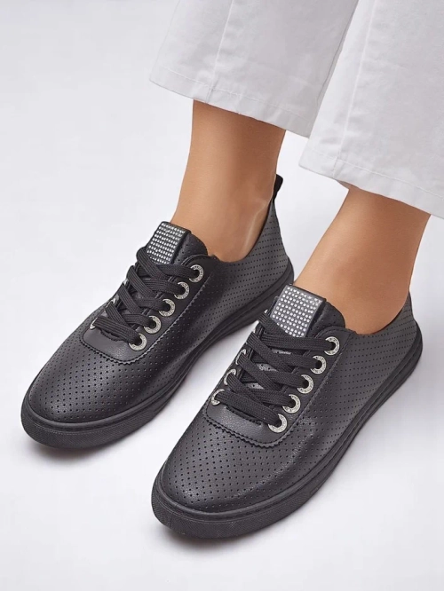 Royalfashion Жіночі кросівки з стразами Cytorrie