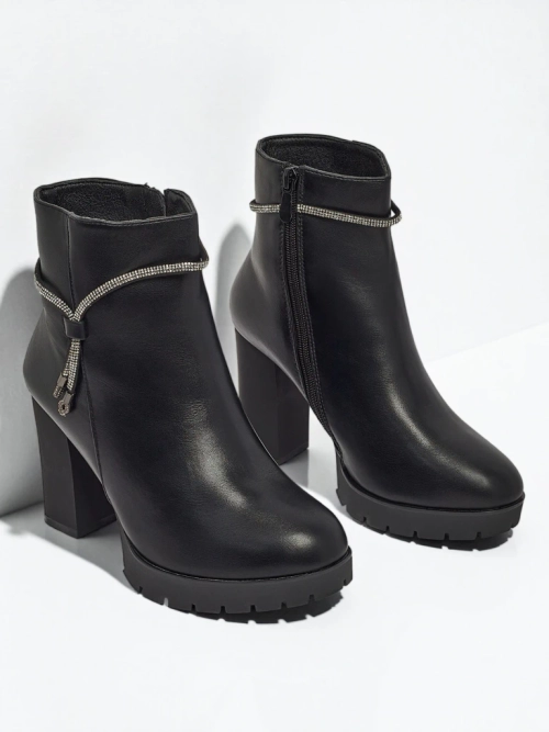 Жіночі ботильйони з екошкіри на підборах-стовпчику Marellin