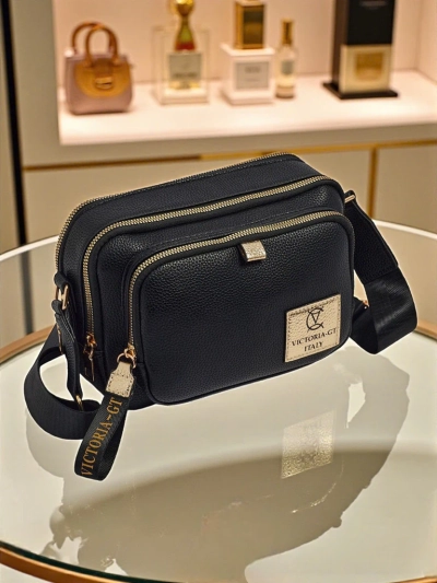 Маленька жіноча сумочка з екошкіри Hidden Vibe