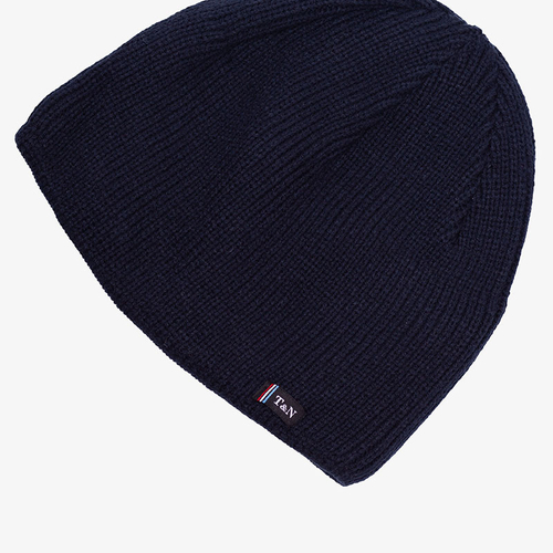 Чорна чоловіча утеплена шапка