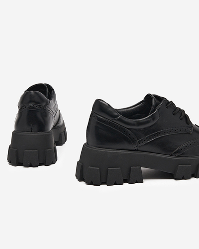 Černé dámské boty s prolamovaným akcentem Uneri - Obuv