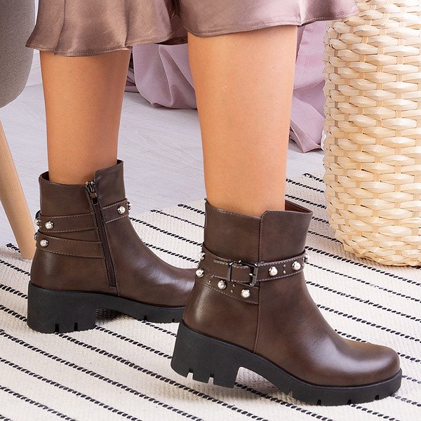 Hnědé boty s perlami Tasia - Obuv