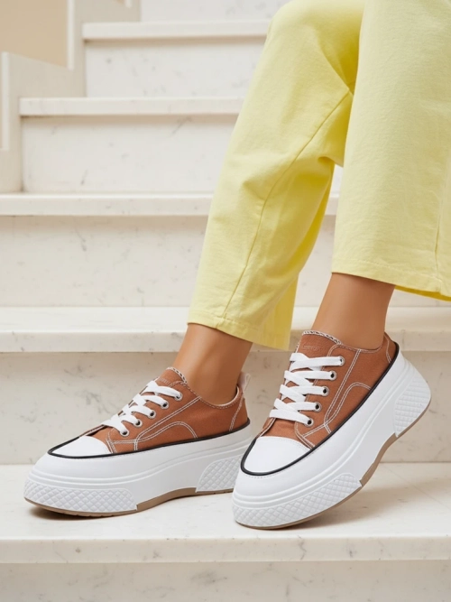 Royalfashion Жіночі платформи Кросівки Beemes