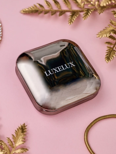 Luxelux dlouhotrvající pudr v kompaktním balení 03