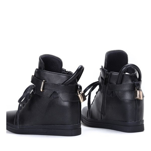 Чорні кросівки на закритих клинах Sinnea - Взуття