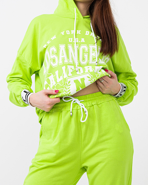 Салатовий жіночий спортивний костюм