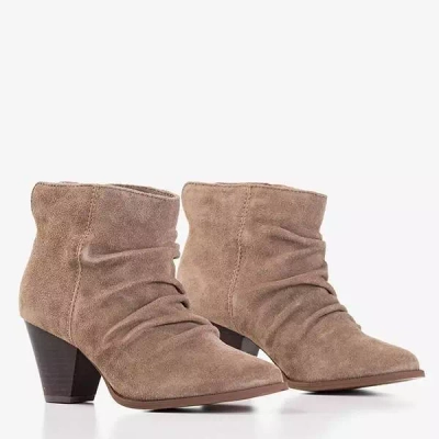 OUTLET Světle hnědé boty s řasením Holtien - obuv