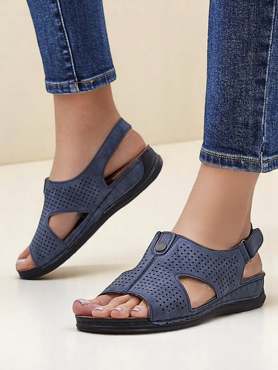 Royalfashion жіночі босоніжки з вирізами Leminni
