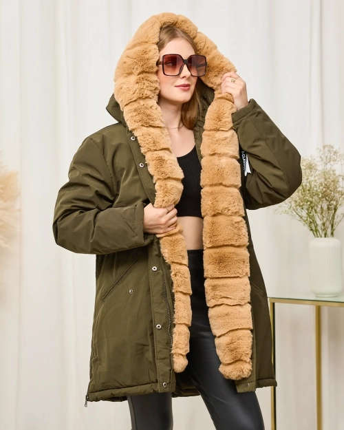 Жіноча зелена зимова куртка PLUS SIZE - Одяг