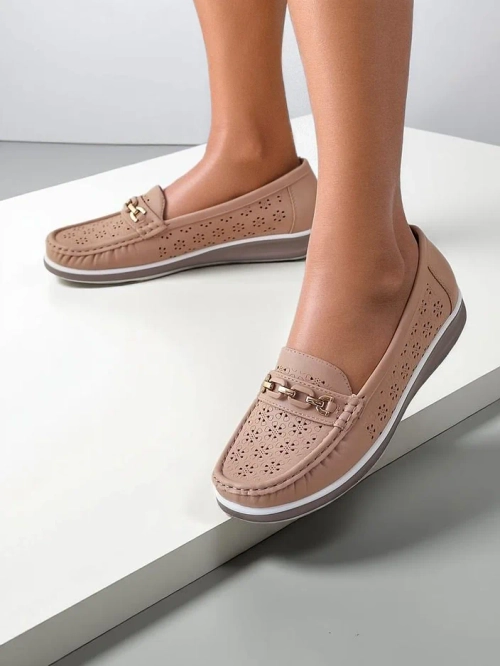 Royalfashion Жіночі перфоровані мокасини Cerro