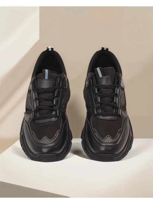 Жіночі кросівки Arete Nero на плоскій підошві зі шкіри екологічної