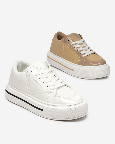 Білі жіночі кросівки Smaqo