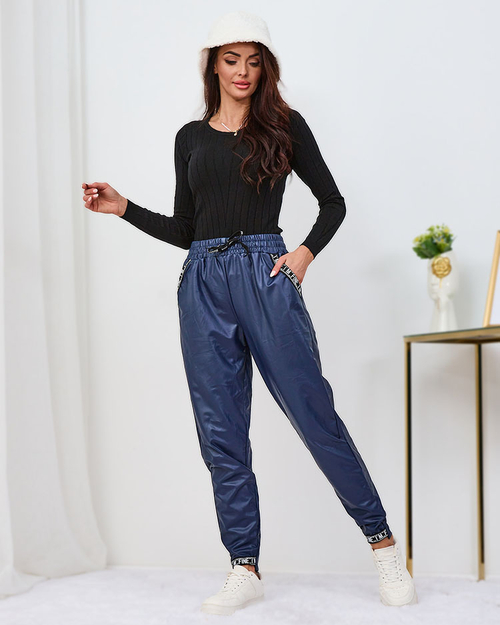 Royalfashion Вільні жіночі штани з екошкіри темно-синього кольору