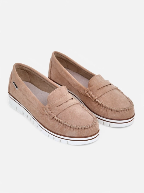 Bottega Elegante Чекає на Вас