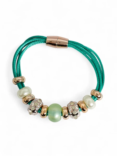 Жіночий браслет з намистинами та цирконами