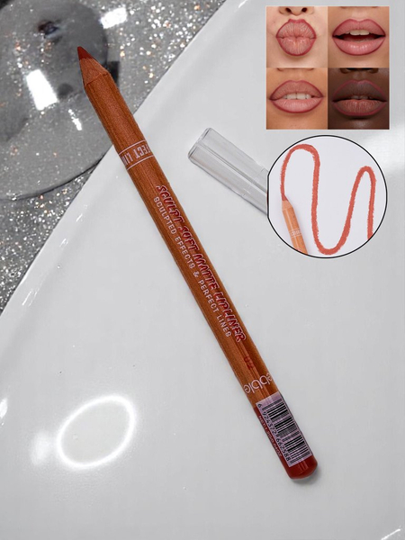 Олівець для губ у відтінку Rosy