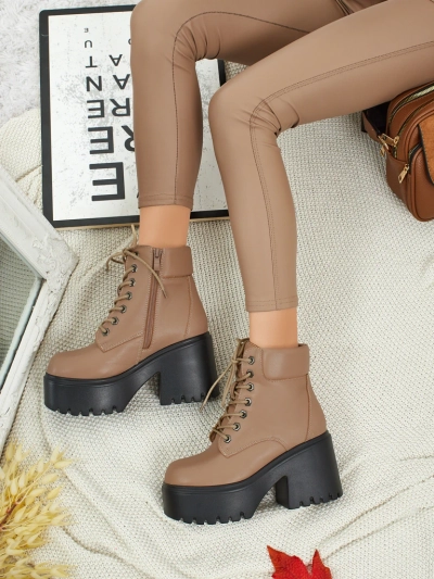 Dámské kotníkové boty eko semišové na sloupku a platformě Tavlissa