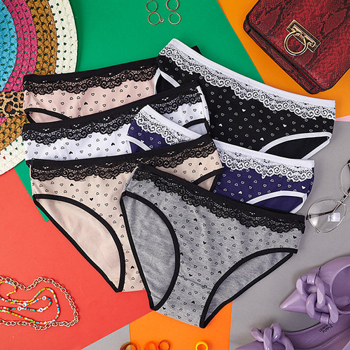 Набір бавовняних жіночих трусиків з візерунком в сердечка 6 шт.