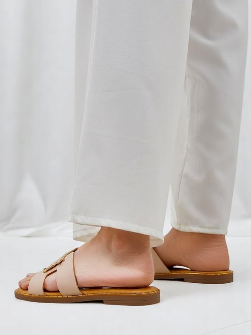 Royalfashion Жіночі декоративні шльопанці з орнаментом Crattes