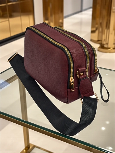 Маленька жіноча сумочка з екошкіри Hidden Vibe