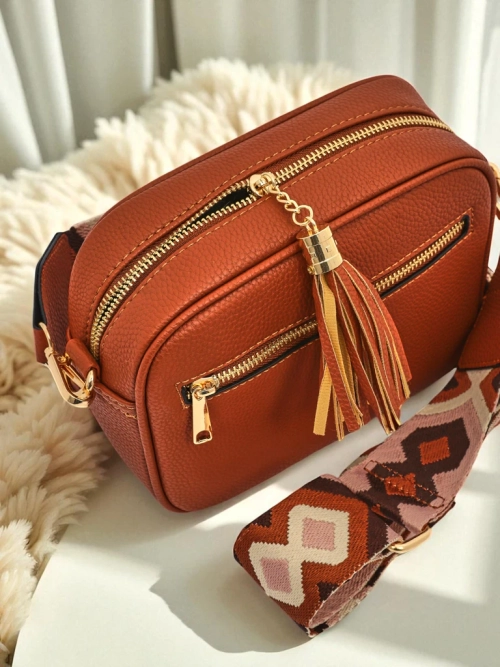 Royalfashion Маленька жіноча сумочка з екошкіри з кольоровим ремінцем Kovi Lace