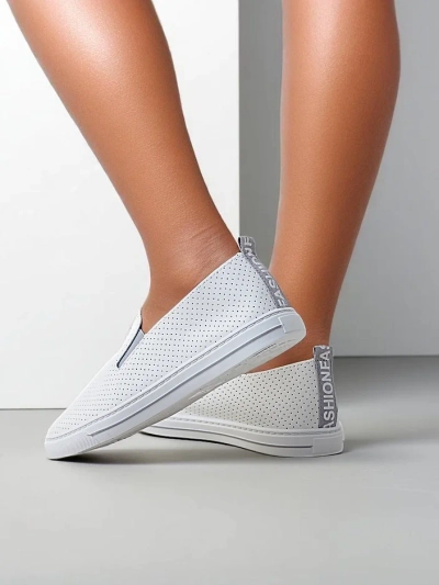 Royalfashion Dámské perforované slip-on boty Eppes
