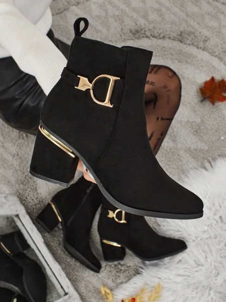 Dámské eko semišové kotníkové boty na sloupku Calyssa