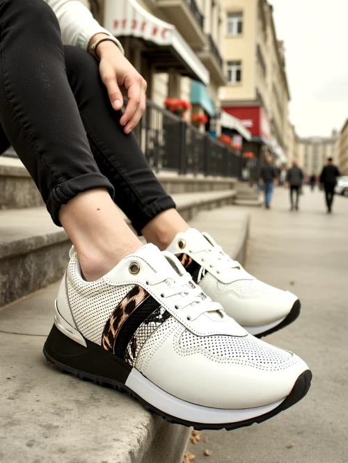 Royalfashion Жіночі спортивні черевики Panterras