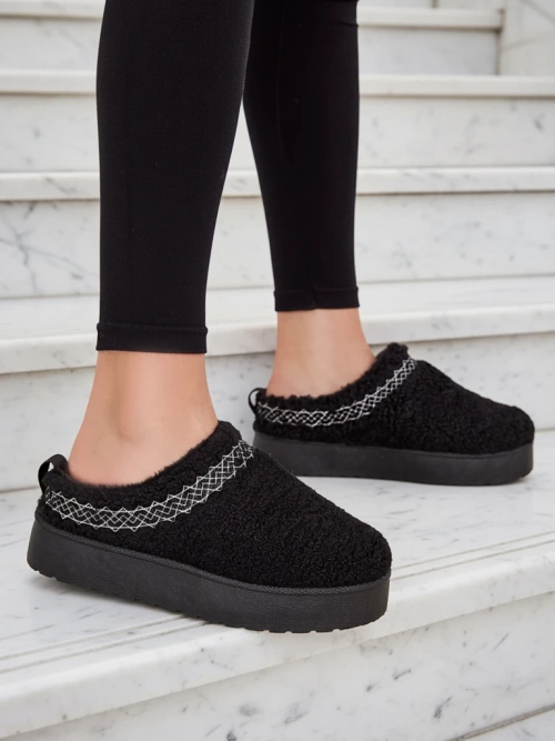 Жіночі короткі снігурі Royalfashion Sesele