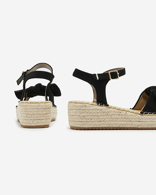 Чорні жіночі босоніжки на низьких підборах з бантом Mosinta - Взуття